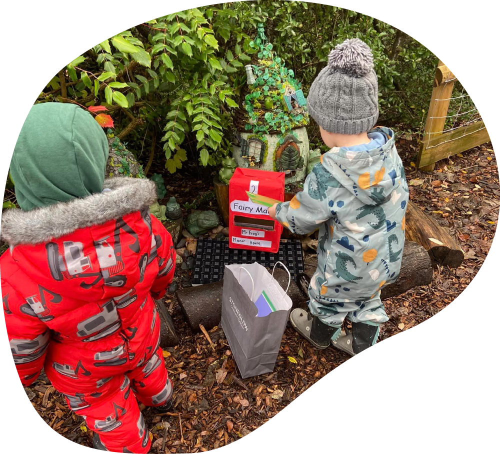 children playing in our sensory, outdoor play classes